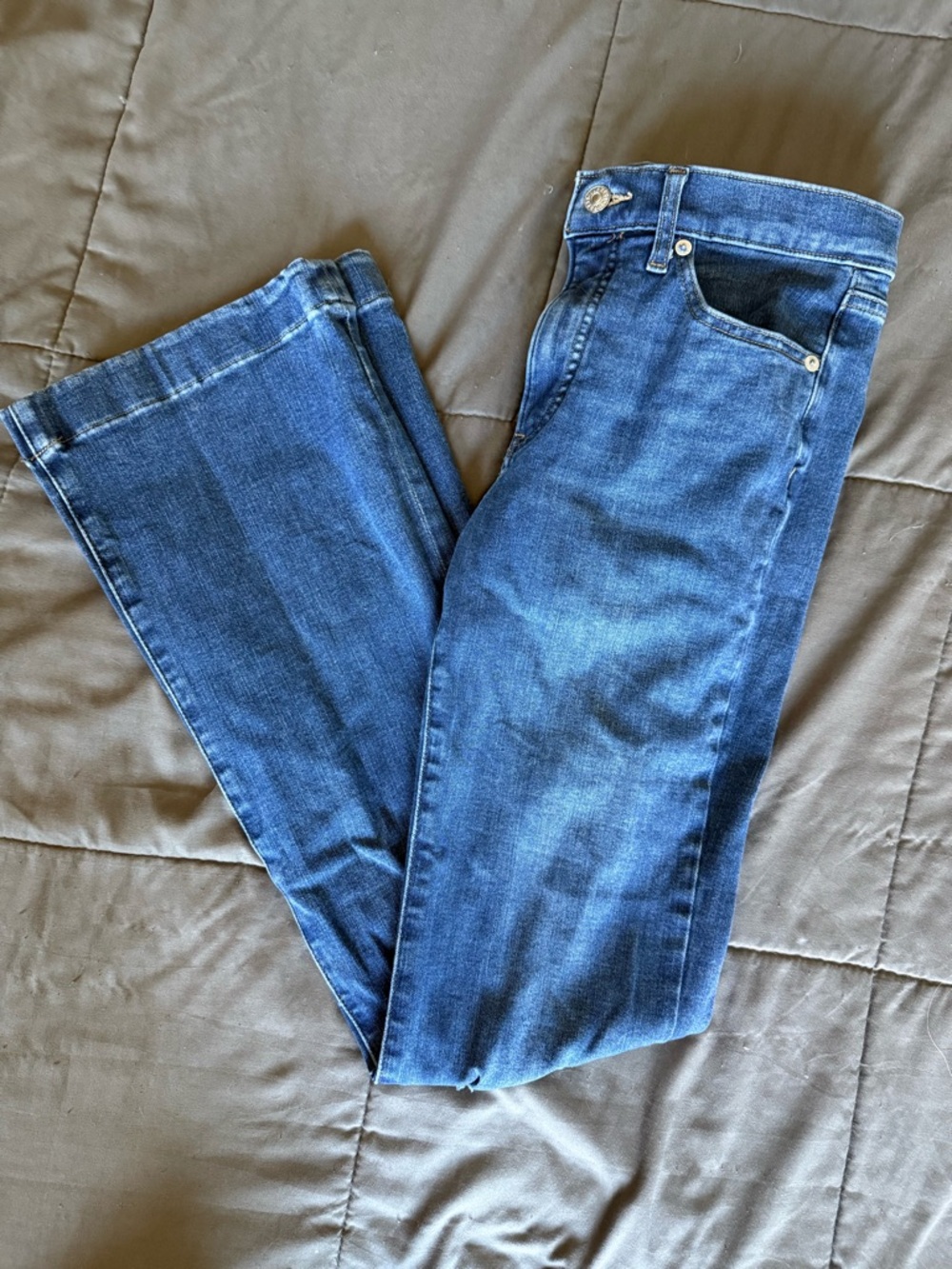 Express Flare Jeans
